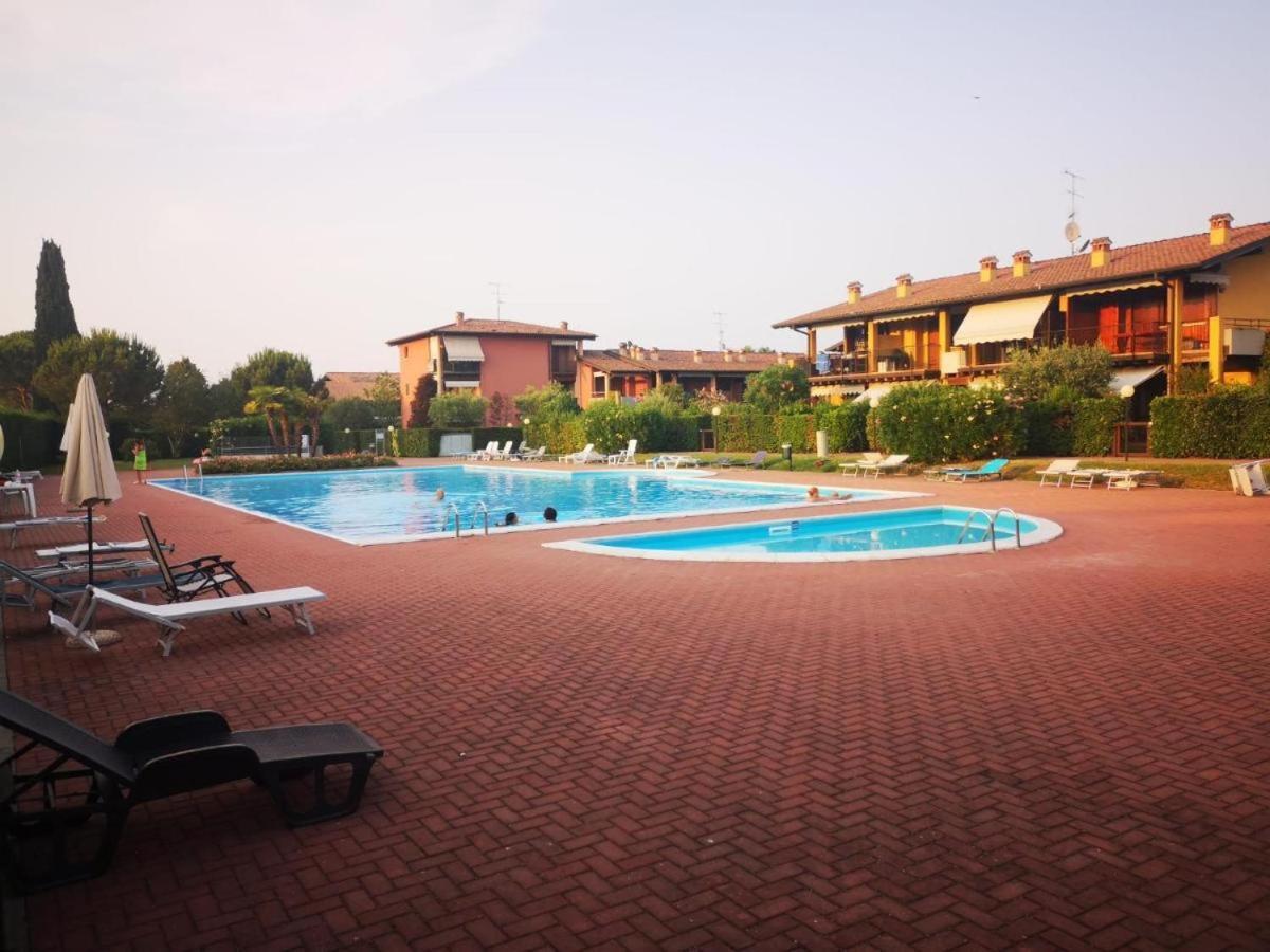 דסנזאנו דל גארדה Gardappartamenti Cascinale Pool מראה חיצוני תמונה